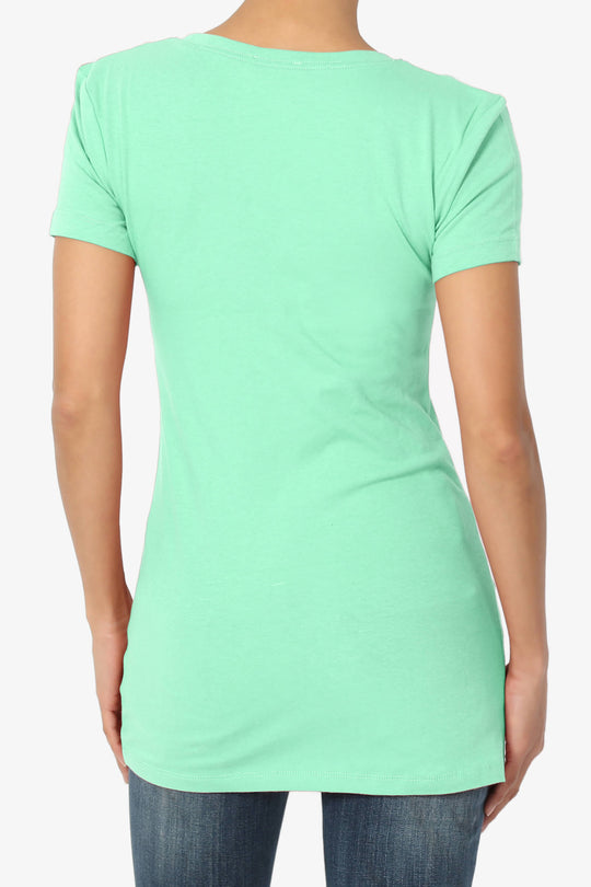 Candela Scoop Neck T-Shirts PLUS